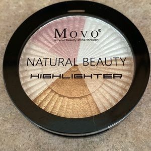 Highlighter in 5 shades